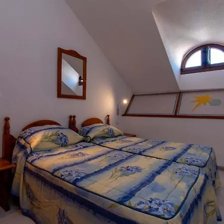 Parque Santiago Ii 115 - One Bed With Pool View Playa de las Americas (Tenerife)